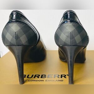 Burberry Black Patent Leather Pumps with the Iconic Gray Checkered Heel